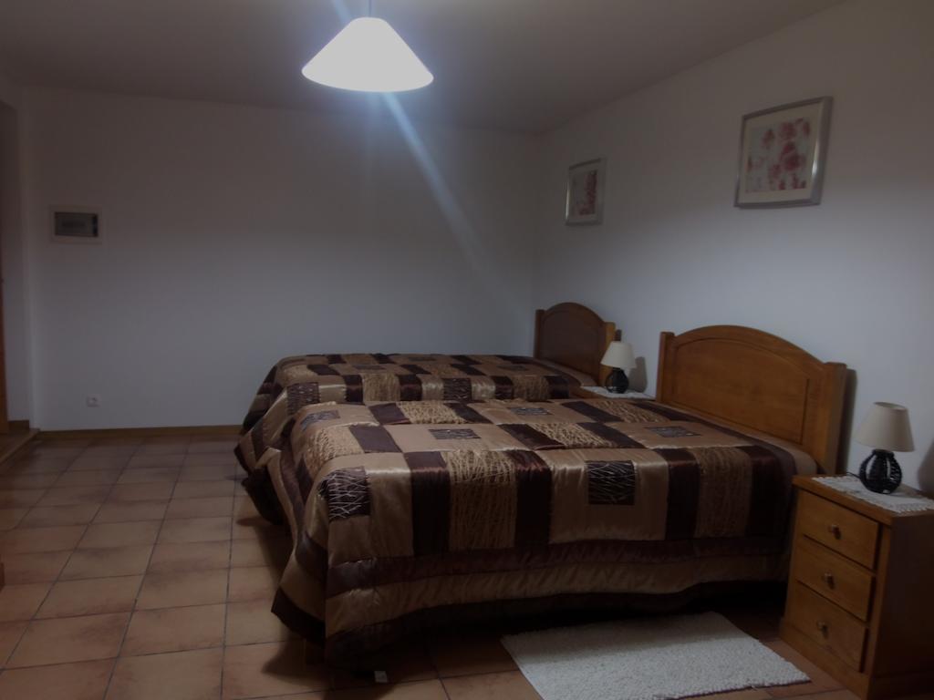 パレーデス・デ・コウラ Quinta Da Gandraゲストハウス 部屋 写真
