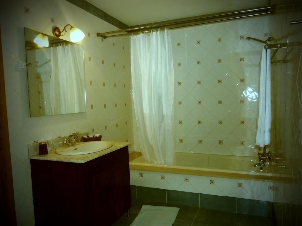 パレーデス・デ・コウラ Quinta Da Gandraゲストハウス 部屋 写真